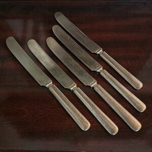 Vintage Montana Silver Silver Plated Dinner Knives Set of Five Flatware Dining